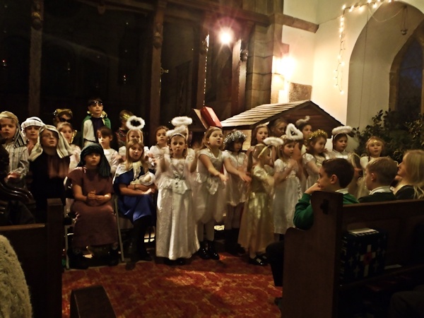 Christingle Service 2014 - 1