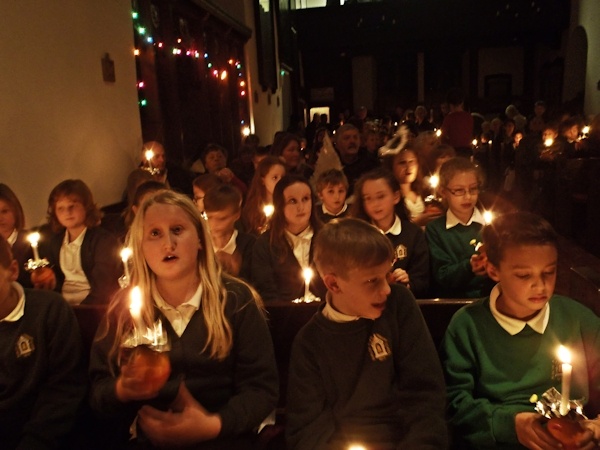 Christingle Service 2014 - 3